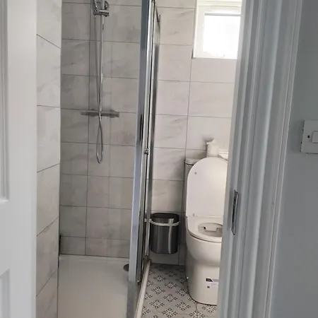 Shauna's Guest house