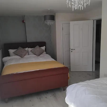 Shauna's Guest house